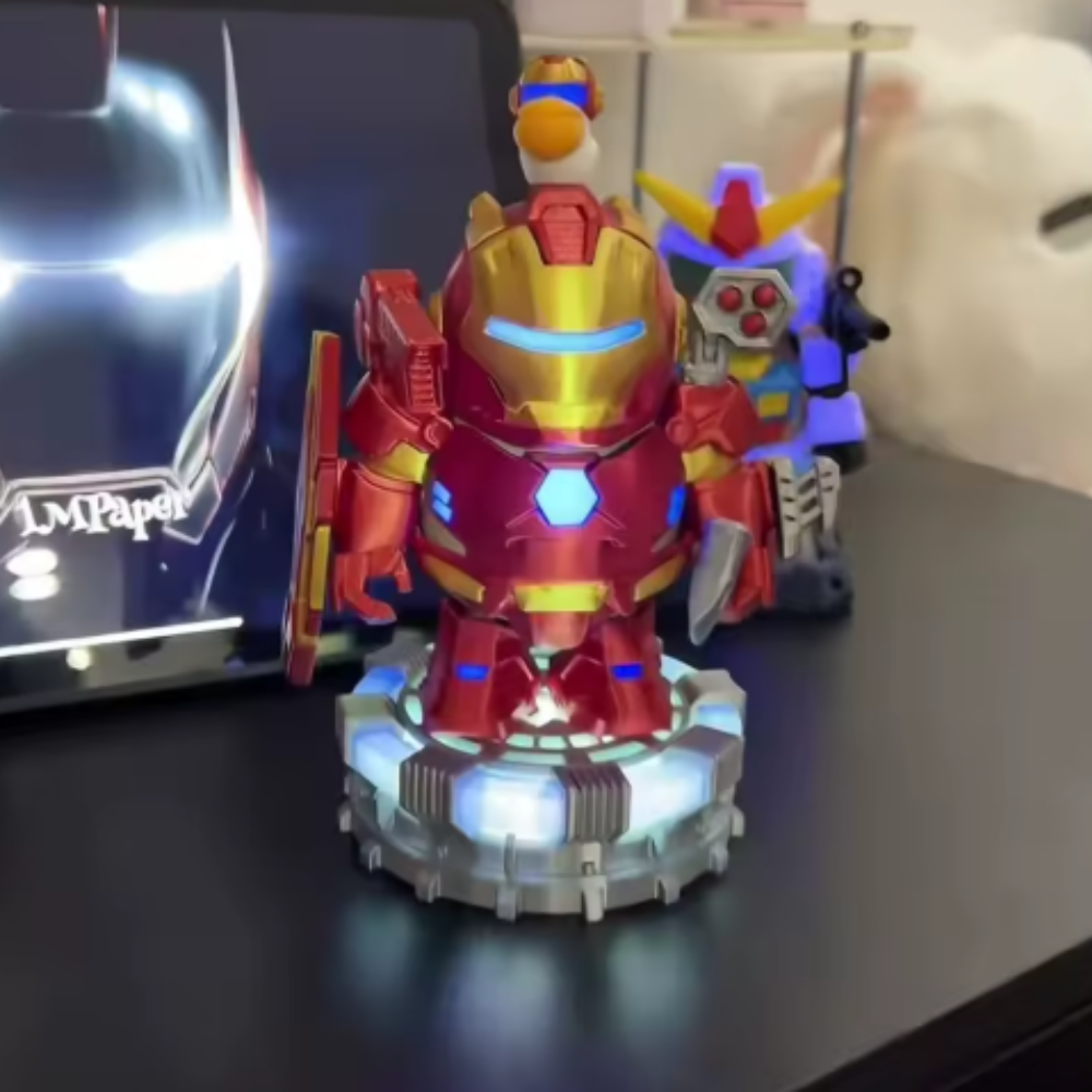 IronBara™ – figurka mecha kapibary, kreatywna ozdoba na biurko i prezent kolekcjonerski